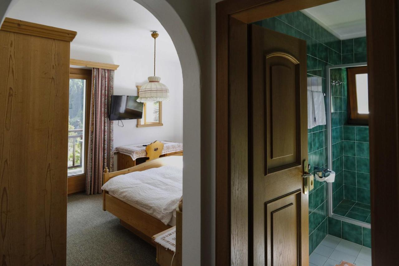 Villa Ula Verda- Apartments Marianna Santa Cristina Val Gardena Εξωτερικό φωτογραφία